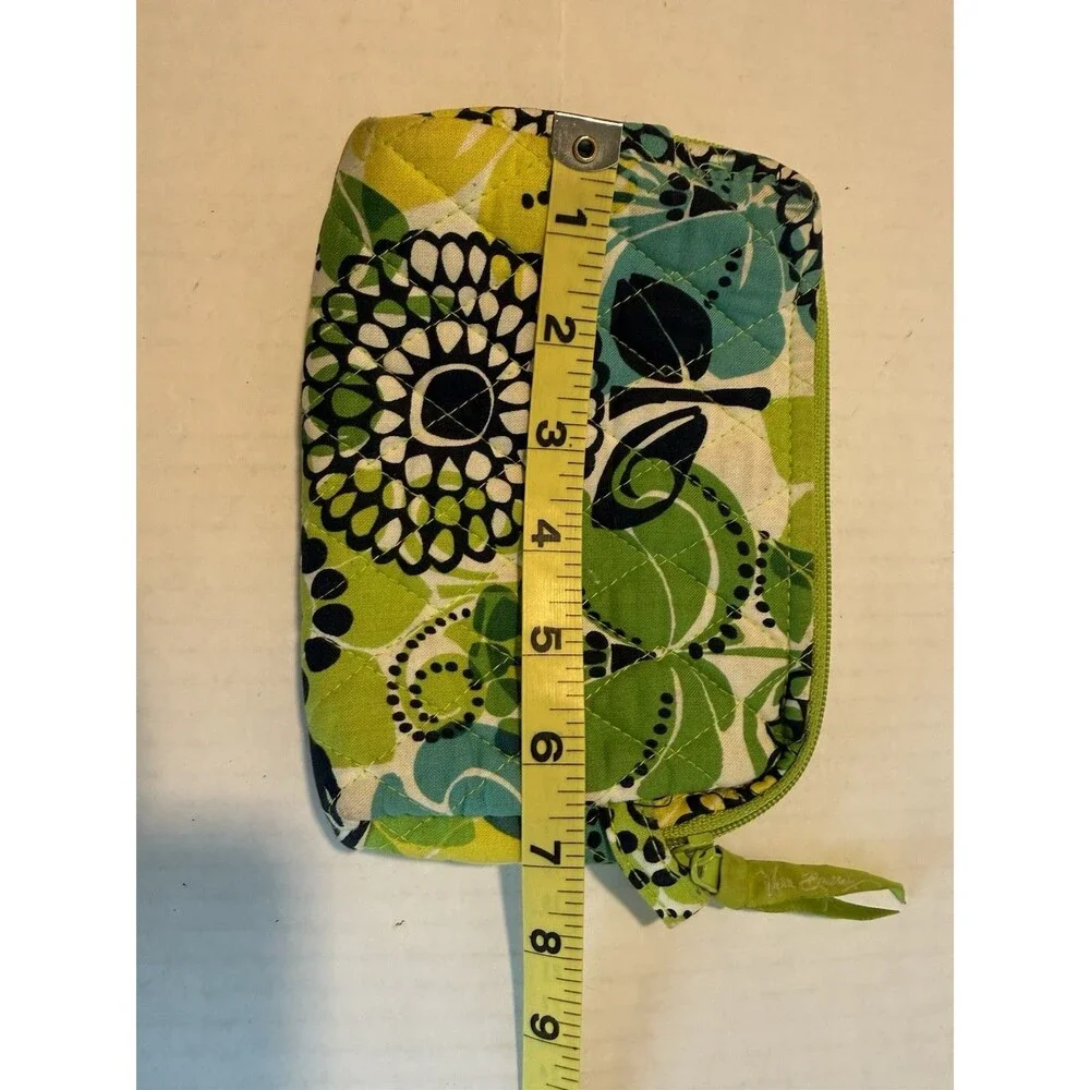 Vera Bradley Set‎ Of Two Makeup Travel Bags Floral Vibrant Quilted Fabric $8 Ea